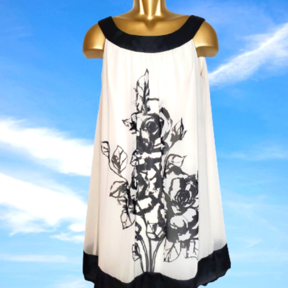 Dress with black flowers